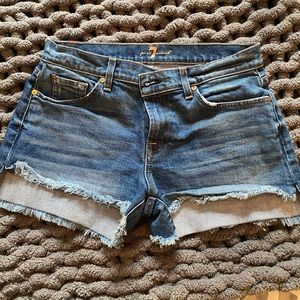 Ladies 7 for all Mankind shorts